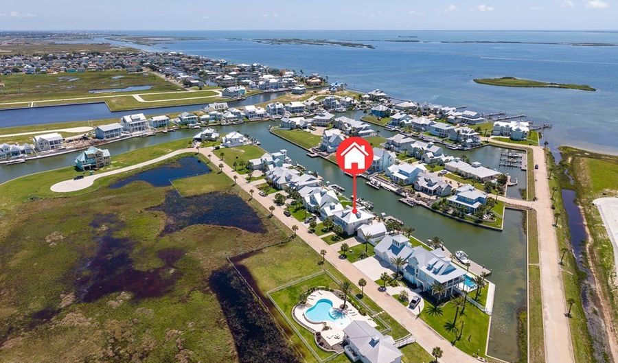 1009 Fiji Dr, Rockport, TX 78382 - 4 Beds, 3 Bath