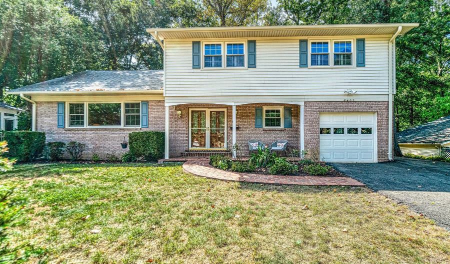 8402 CAMDEN St, Alexandria, VA 22308 - 4 Beds, 3 Bath