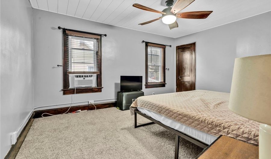 308 Rhodes Ave, Akron, OH 44302 - 3 Beds, 2 Bath