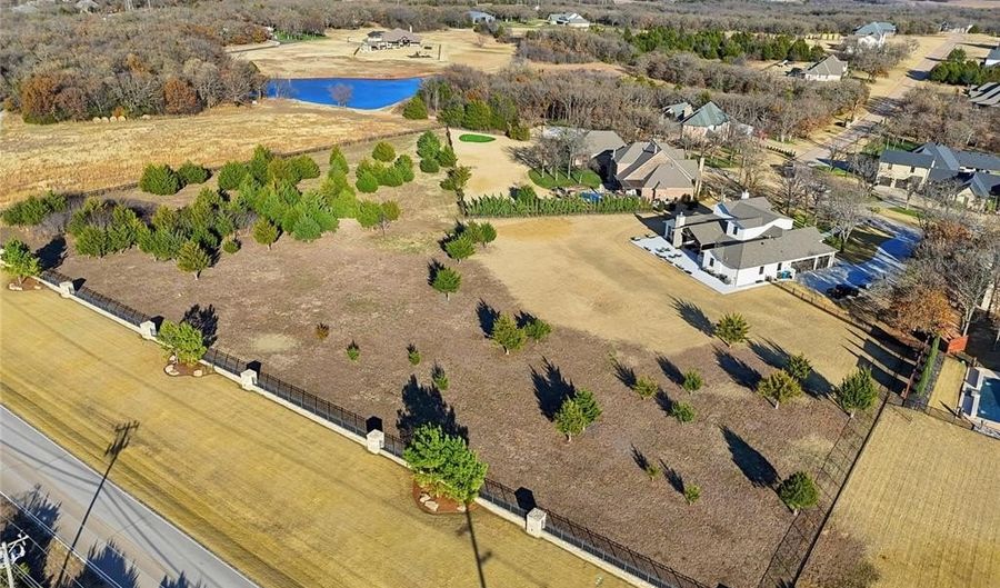 2917 Piazza Ct, Arcadia, OK 73007 - 4 Beds, 5 Bath