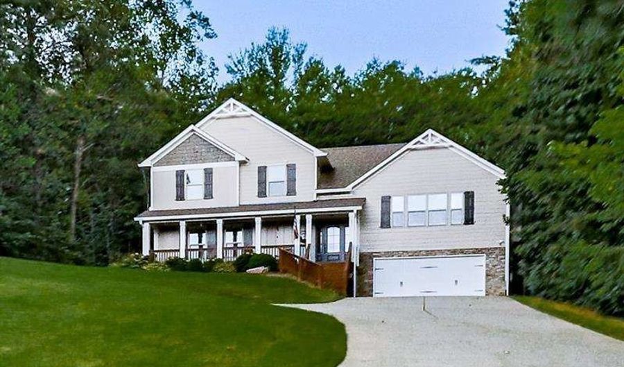 221 Woods Cir, Ball Ground, GA 30107 - 4 Beds, 3 Bath