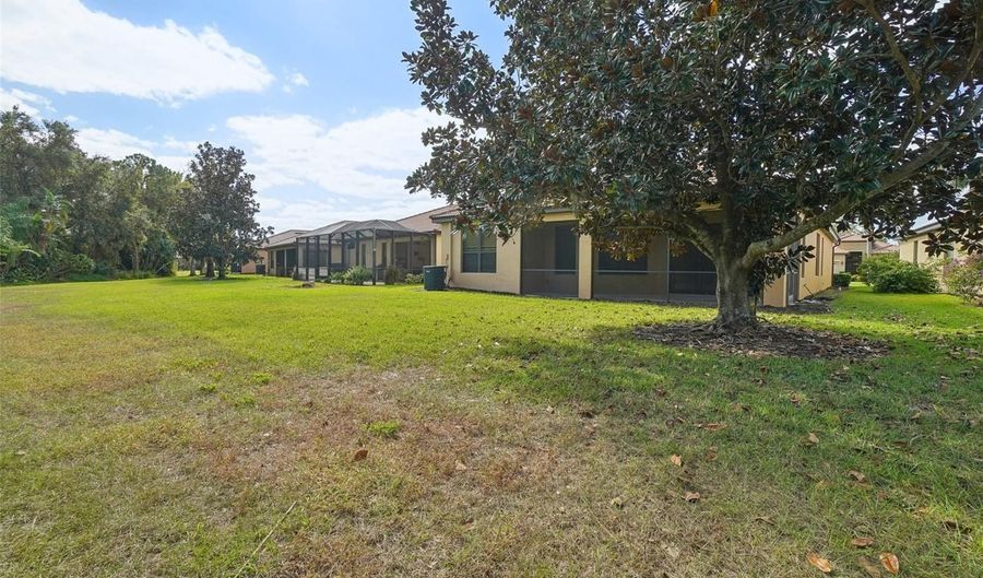 127 SILVER FALLS Dr, Apollo Beach, FL 33572 - 3 Beds, 2 Bath