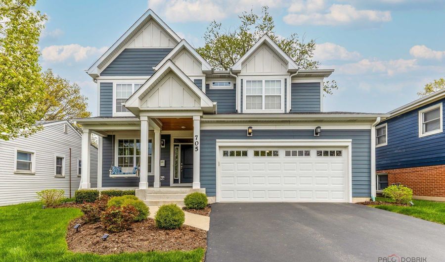 705 N Kaspar Ave, Arlington Heights, IL 60004 - 4 Beds, 4 Bath