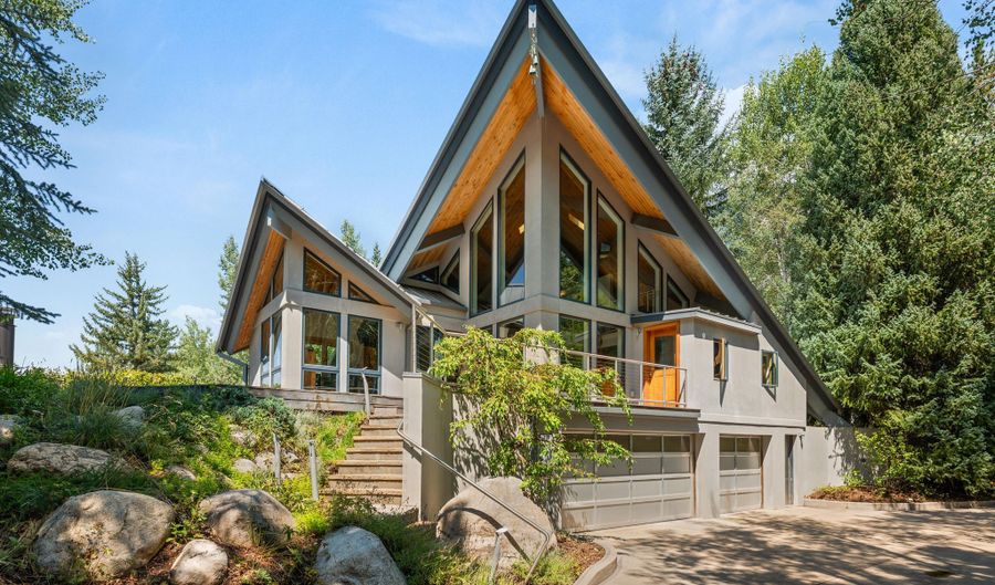 201 Midland Ave, Aspen, CO 81611 - 3 Beds, 3 Bath