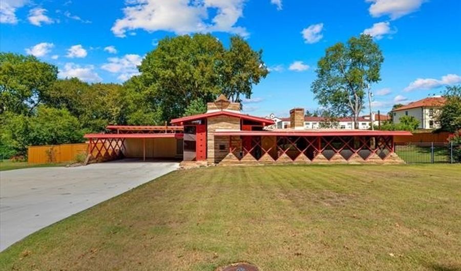 2412 Circle Dr, Bartlesville, OK 74006 - 3 Beds, 3 Bath