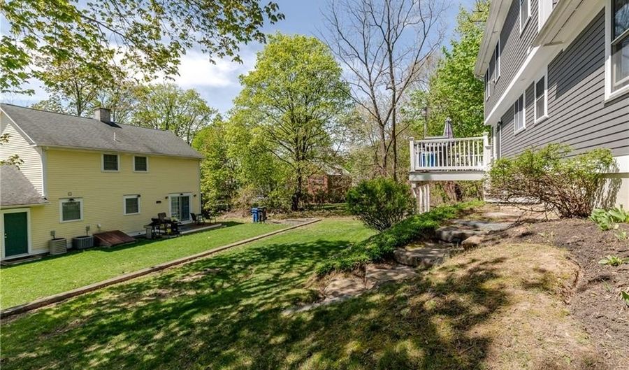 50 Searle Ave, Cranston, RI 02920 - 3 Beds, 3 Bath