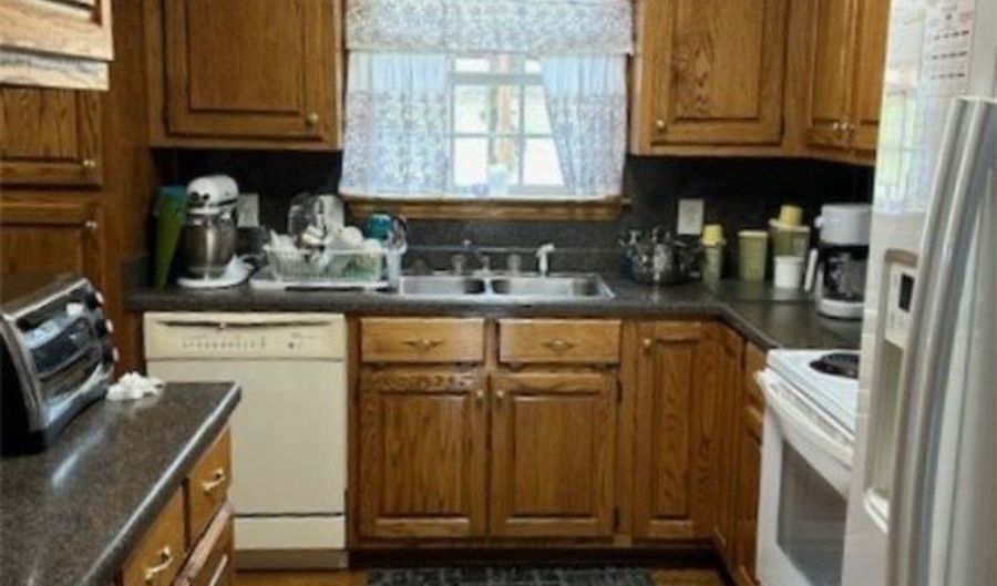 3912 VALLEY FORD Rd, Adger, AL 35006 - 3 Beds, 2 Bath