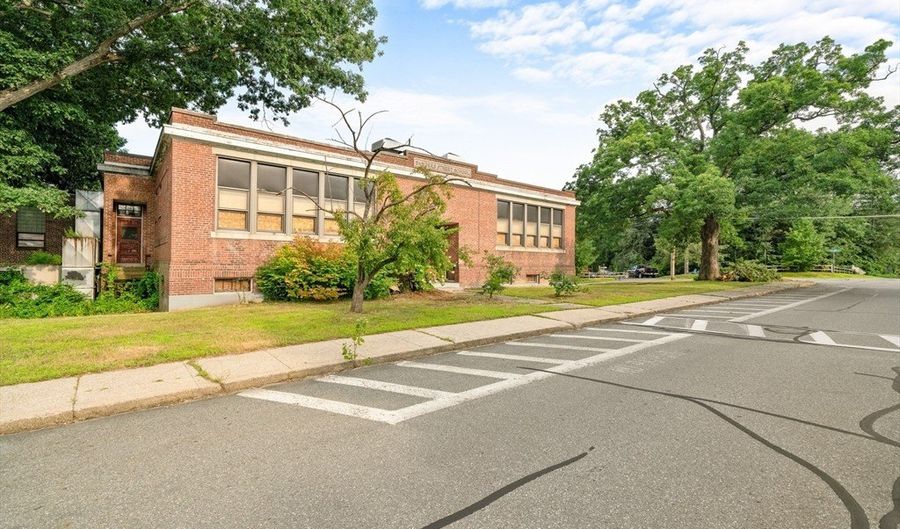 314 Sanders St, Athol, MA 01331 - 0 Beds, 0 Bath