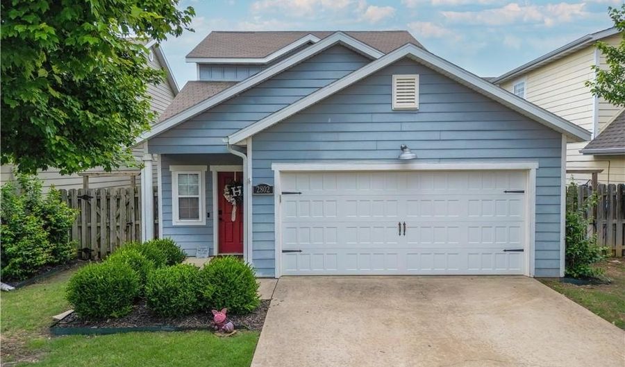 2802 Arbor Rd, Bentonville, AR 72713 - 3 Beds, 2 Bath