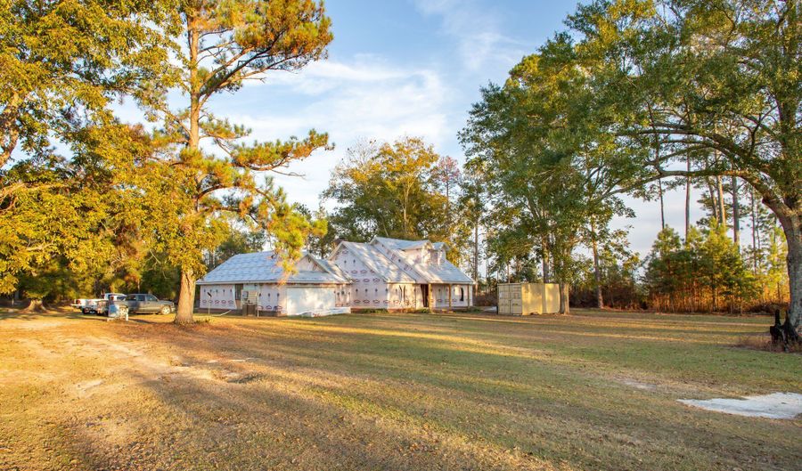 3190 Radio Station Rd, Alma, GA 31510 - 4 Beds, 2 Bath