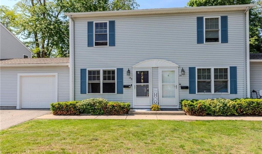 18 Willis St 18, Cranston, RI 02910 - 2 Beds, 2 Bath