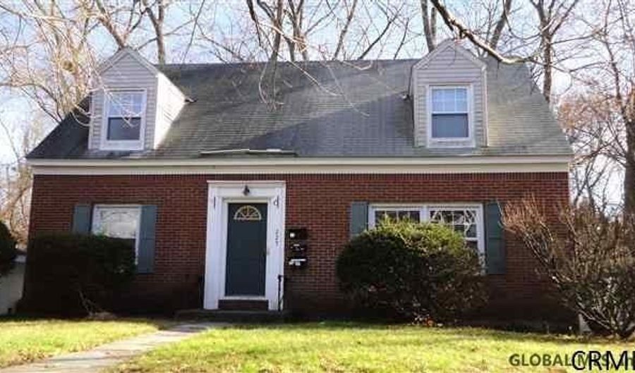 225 S Allen St 2L, Albany, NY 12208 - 1 Beds, 1 Bath