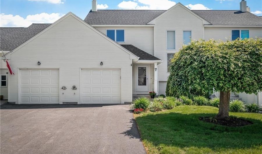 96 Nipmuc Trl B, North Providence, RI 02904 - 2 Beds, 3 Bath