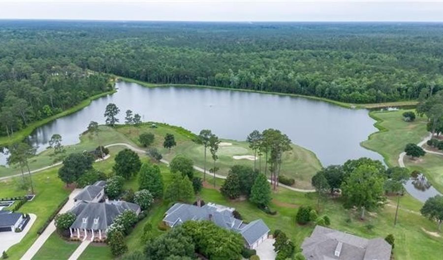 733 PLANTATION Dr, Abita Springs, LA 70420 - 4 Beds, 4 Bath