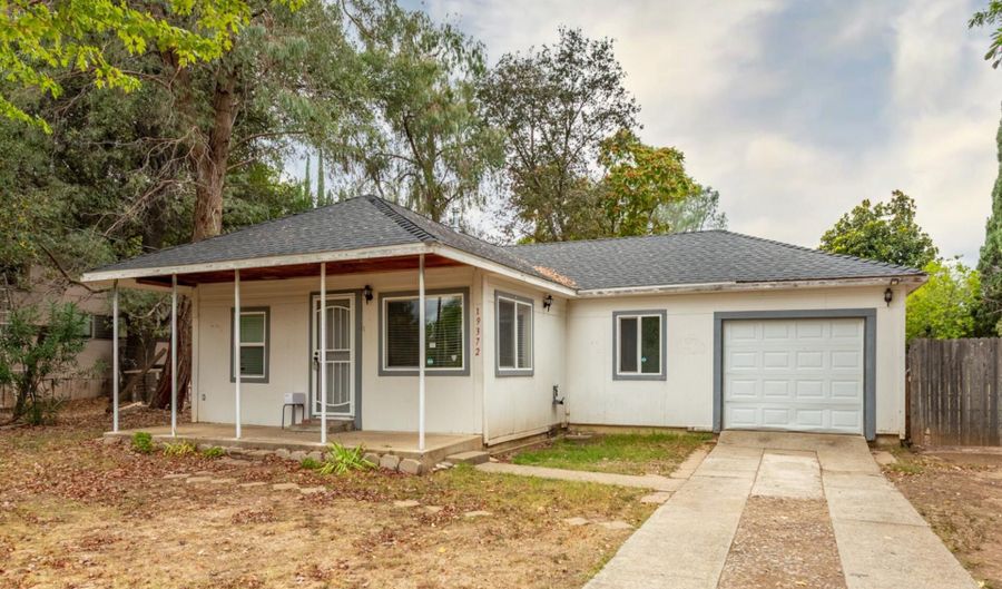 19372 Jacqueline St, Anderson, CA 96007 - 3 Beds, 1 Bath