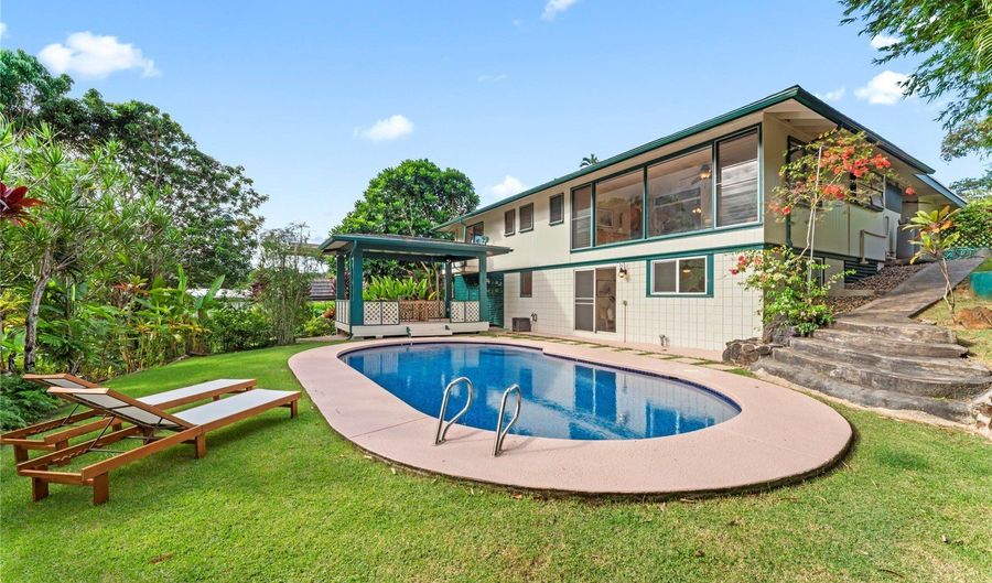 1230 Lola Pl, Kailua, HI 96734 - 4 Beds, 3 Bath