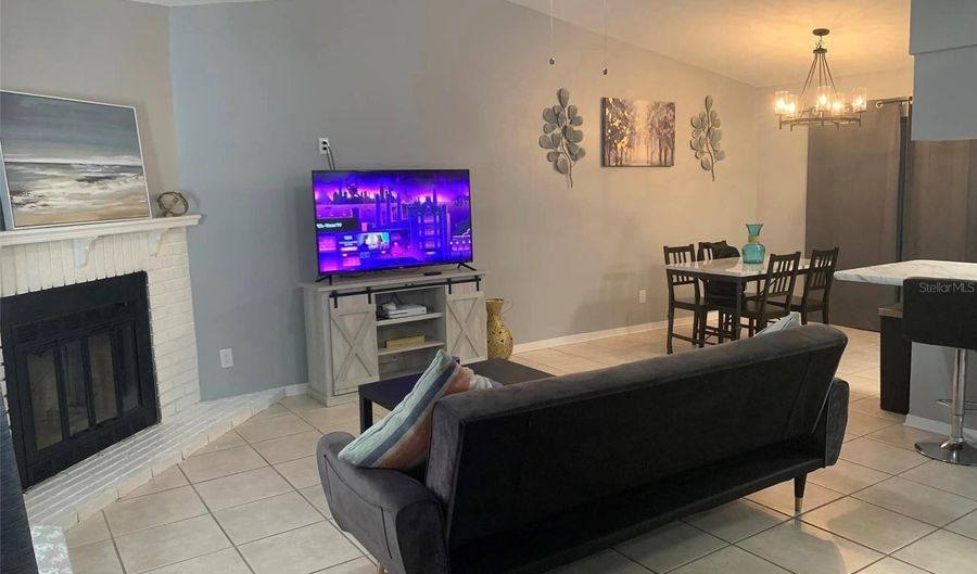 15301 58TH St N B, Clearwater, FL 33760 - 2 Beds, 2 Bath