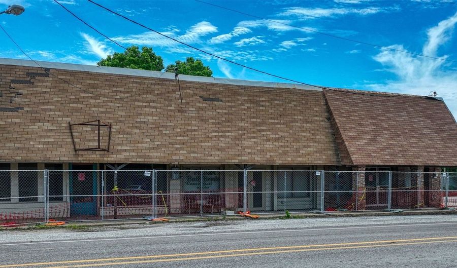 110 N Wickham St, Alvord, TX 76225 - 0 Beds, 0 Bath