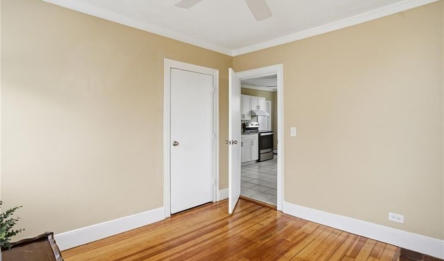 48 Constitution St 2, Bristol, RI 02809 - 2 Beds, 1 Bath