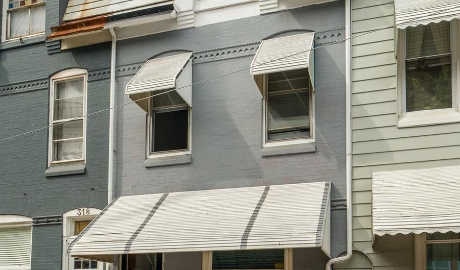 316 S 10TH St, Reading, PA 19602 - 5 Beds, 2 Bath