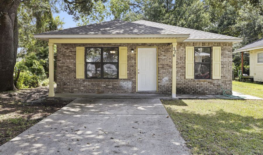 324 Haise St, Biloxi, MS 39530 - 3 Beds, 2 Bath