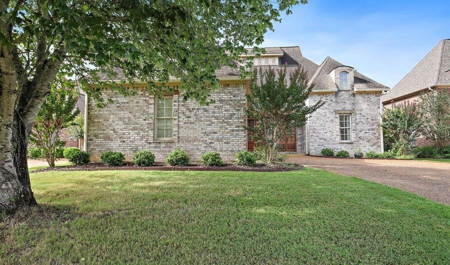 209 Oakville Cir, Brandon, MS 39047 - 5 Beds, 4 Bath