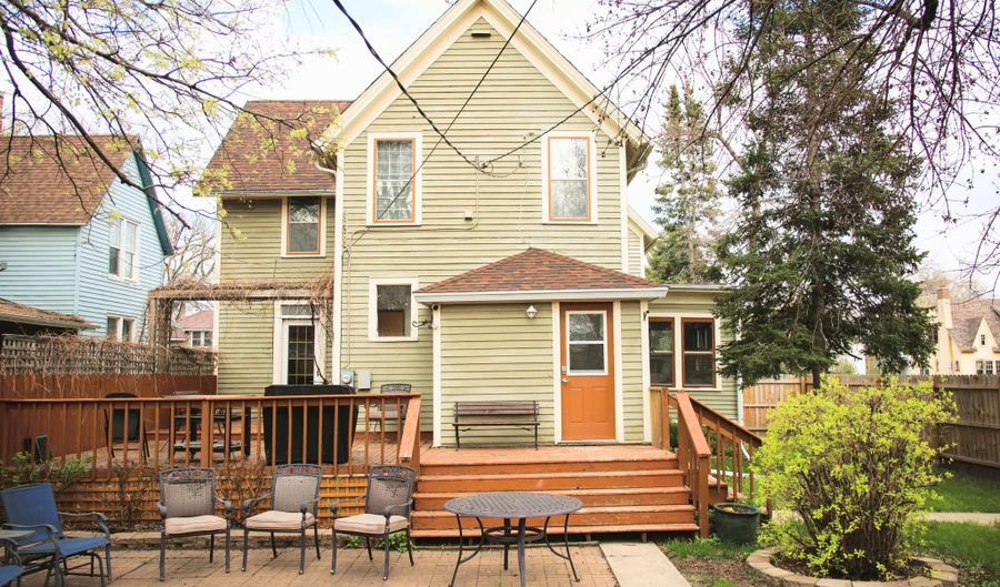 720 S Kline St, Aberdeen, SD 57401 - 3 Beds, 2 Bath