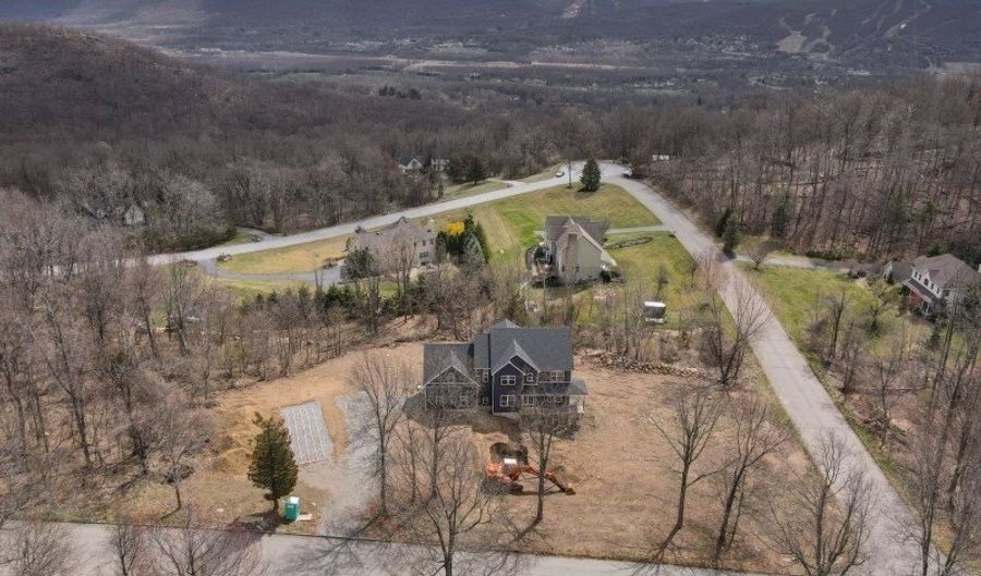 5 Jenny Layne1Sunrise T, Alloway, NJ 07461 - 3 Beds, 3 Bath