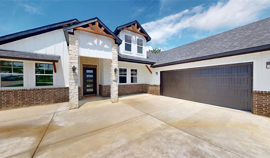 416 Linden St, Keene, TX 76059 - 4 Beds, 2 Bath