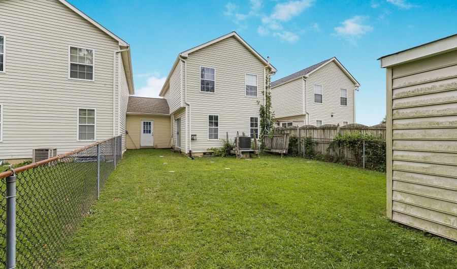 28 PAXTON Ln, Bear, DE 19701 - 4 Beds, 3 Bath