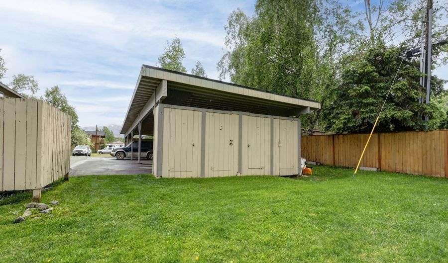 2632 Glacier St #B7, Anchorage, AK 99508 - 2 Beds, 1 Bath
