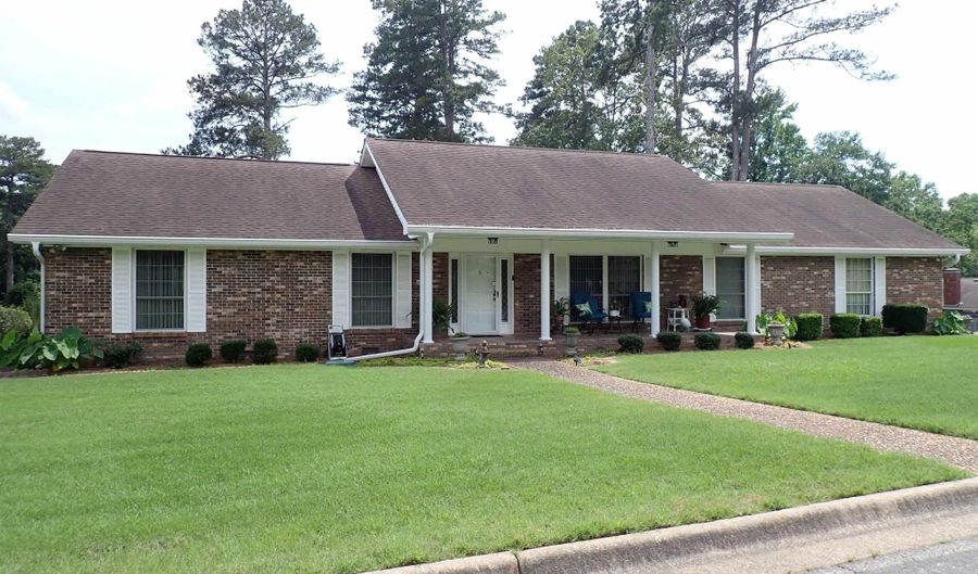1629 Northridge Dr, Arkadelphia, AR 71923 - 3 Beds, 3 Bath