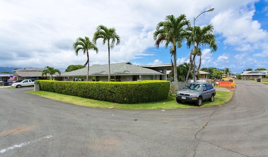 44-703 Alakai St, Kaneohe, HI 96744 - 4 Beds, 2 Bath