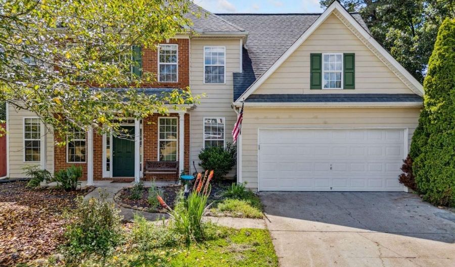 119 Hollytrace, Ball Ground, GA 30107 - 5 Beds, 3 Bath