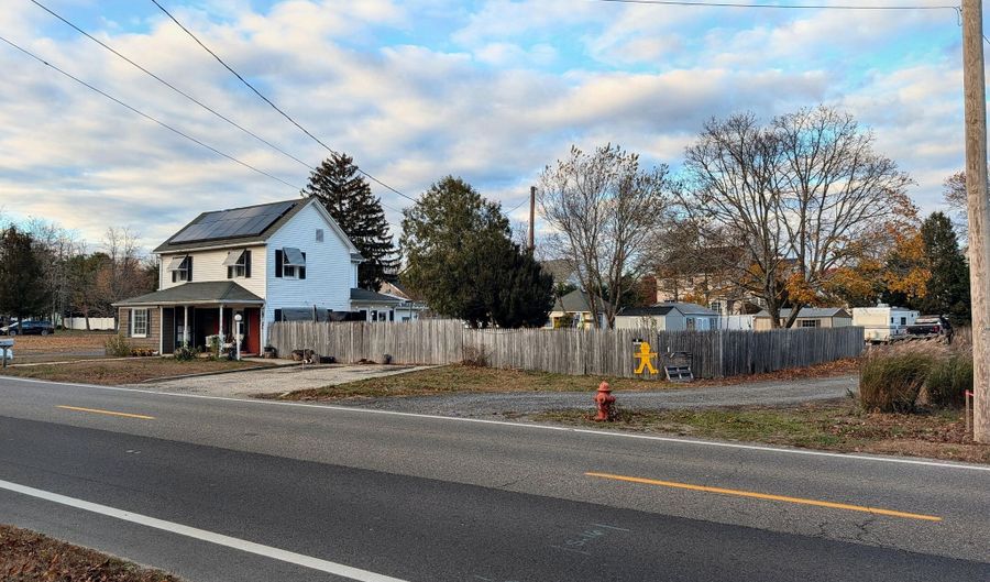 23 Butler Blvd, Bayville, NJ 08721 - 3 Beds, 2 Bath