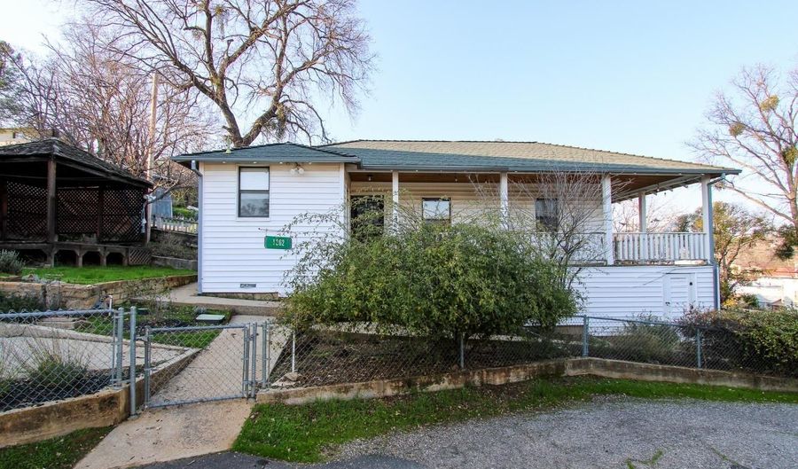 1362 Bush St, Angels Camp, CA 95222 - 1 Beds, 1 Bath