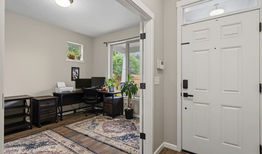 1104 NW 3RD Ct, Battle Ground, WA 98604 - 5 Beds, 3 Bath