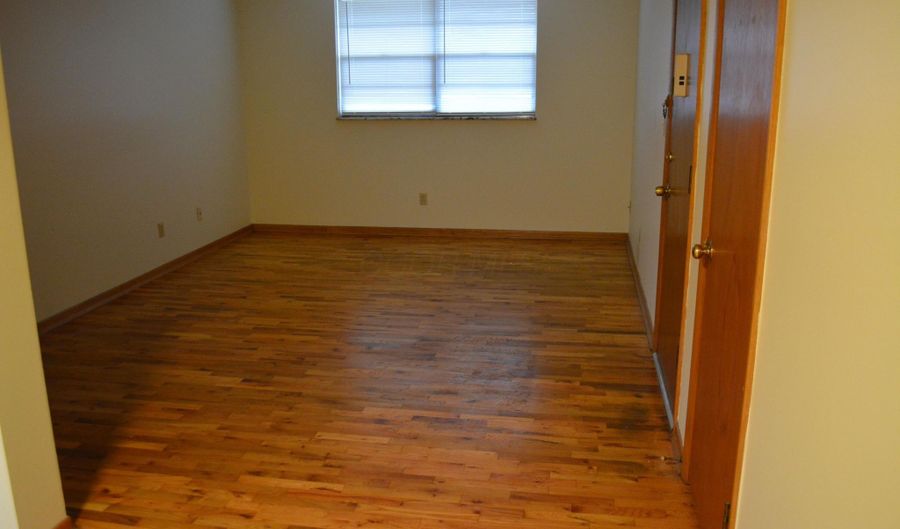 1533 Elmwood Ave, Columbus, OH 43212 - 2 Beds, 1 Bath