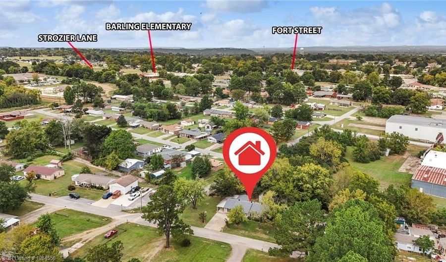 1010 A St, Barling, AR 72923 - 4 Beds, 2 Bath