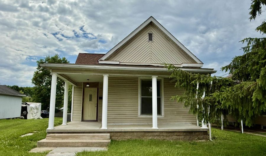 921 Lincoln Ave, Bedford, IN 47421 - 3 Beds, 2 Bath