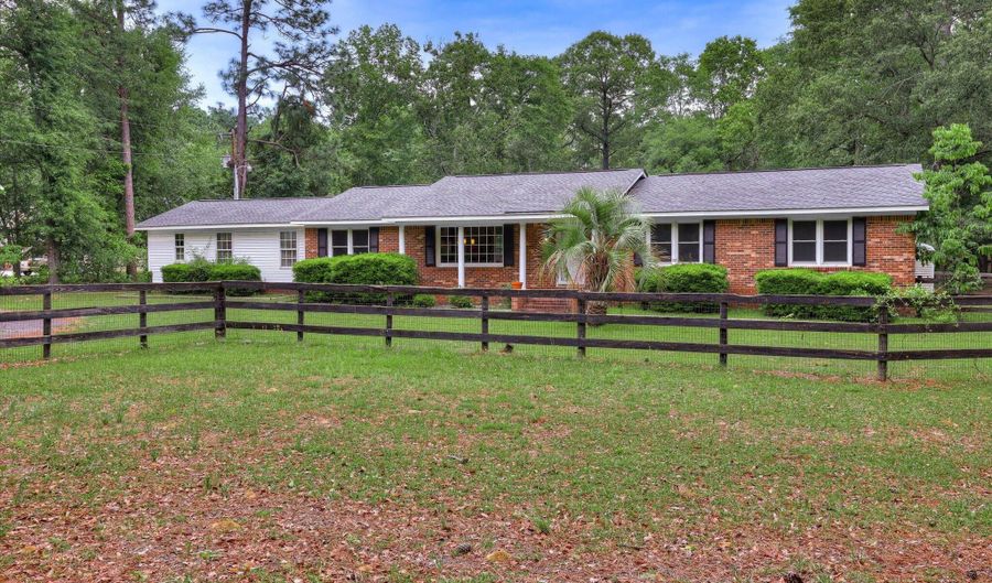3343 Banks Mill Rd SE, Aiken, SC 29803 - 4 Beds, 3 Bath