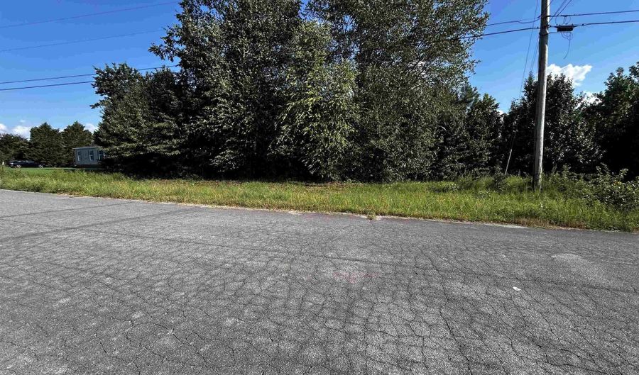 27114 Oak Crest Dr, Athens, AL 35613 - 0 Beds, 0 Bath