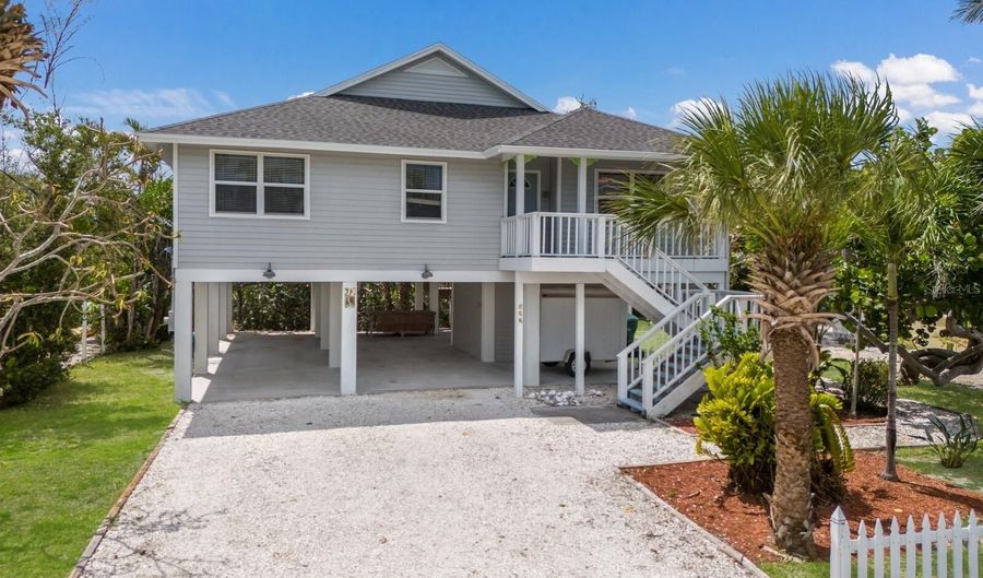 108 PELICAN Dr, Anna Maria, FL 34216 - 4 Beds, 2 Bath
