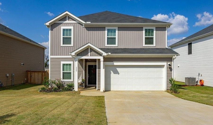 688 Grays Creek Rd, Spartanburg, SC 29303 - 4 Beds, 3 Bath