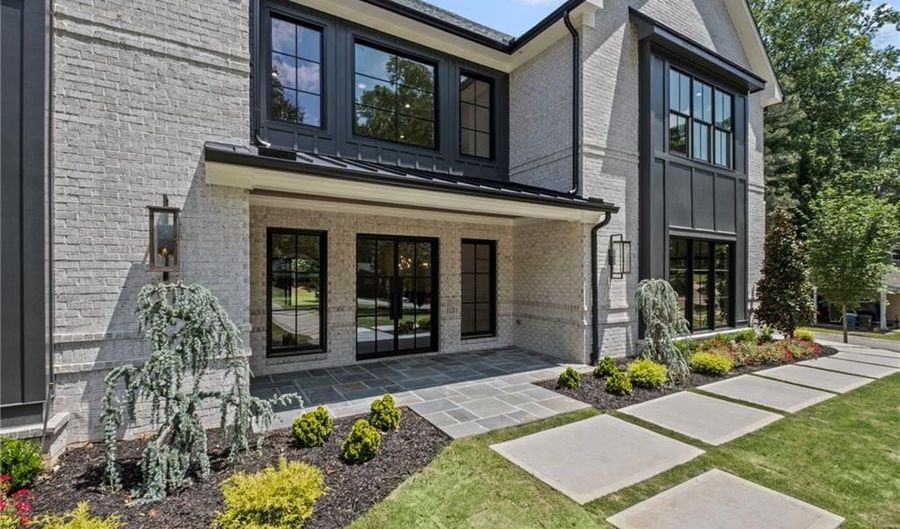 372 Karen Dr, Alpharetta, GA 30009 - 5 Beds, 6 Bath