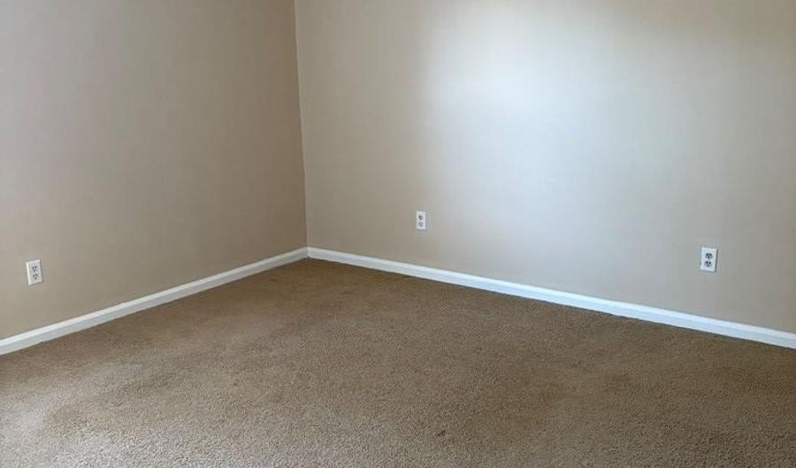 443 Kingswood Dr, Albany, GA 31707 - 2 Beds, 2 Bath