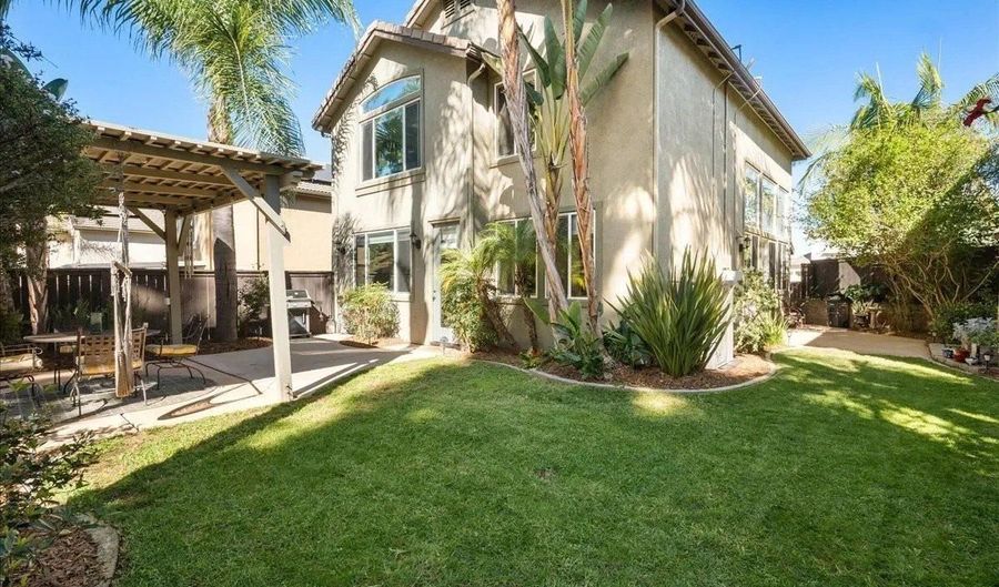 5471 Foxtail Loop, Carlsbad, CA 92010 - 5 Beds, 3 Bath