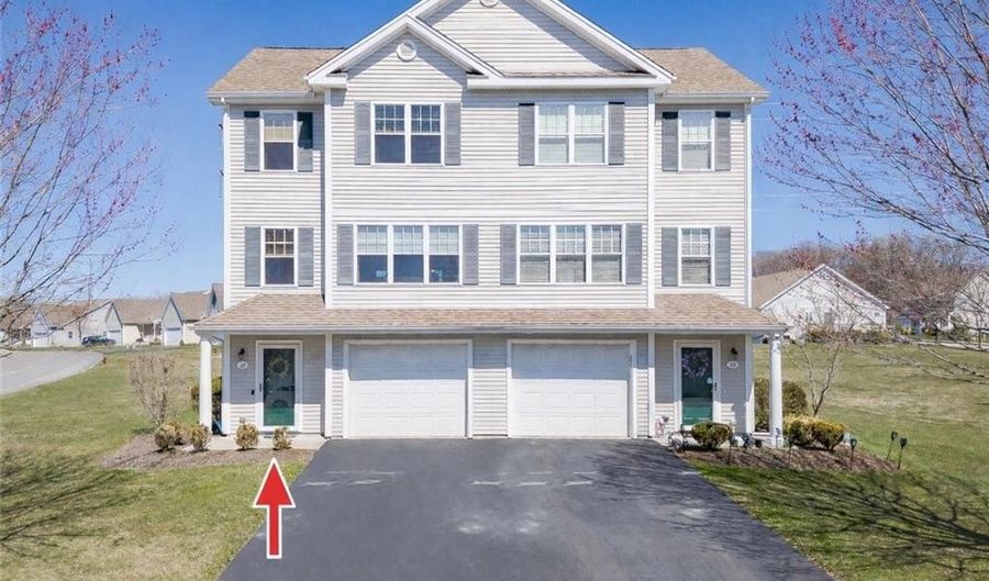 27 Streamview Dr, Cumberland, RI 02864 - 2 Beds, 2 Bath