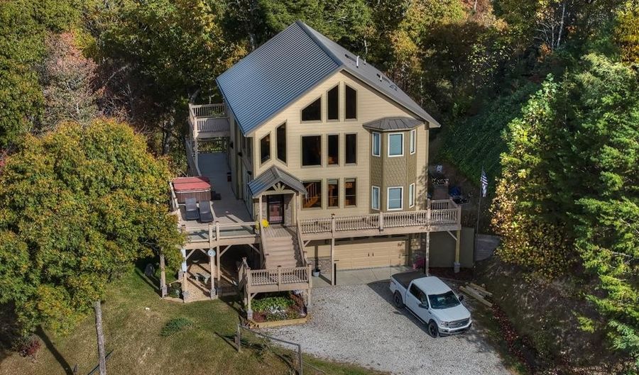 168 Laramie Hts, Andrews, NC 28901 - 3 Beds, 4 Bath