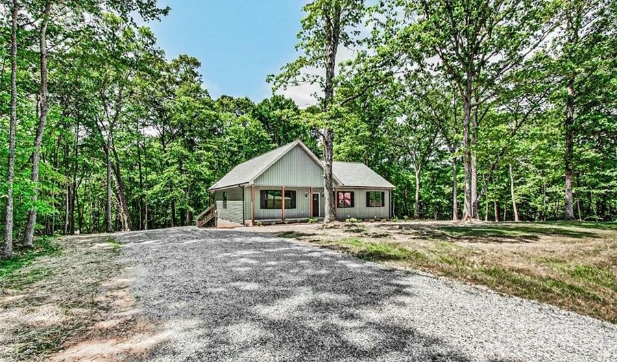 5079 Gardengate Rd, Asheboro, NC 27205 - 3 Beds, 2 Bath